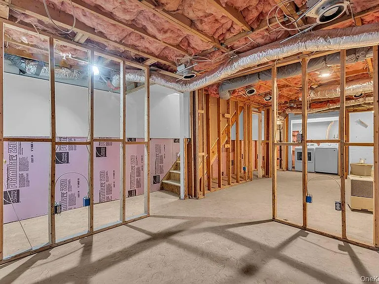 1 Clara Ct #1 — Photo 16