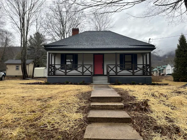 2927 Hilton Rd, Gate City, VA 24251