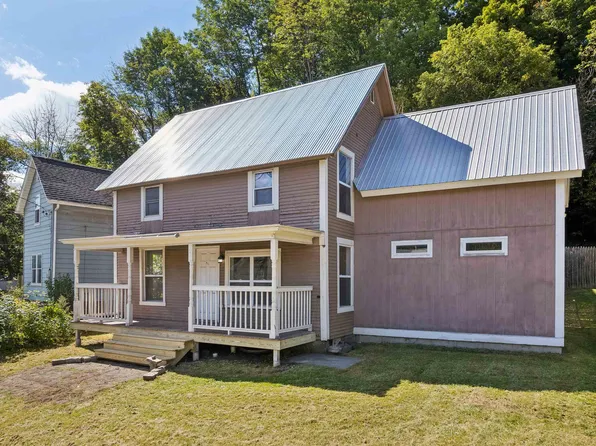 2 Farwell Street, Barre City, VT 05641