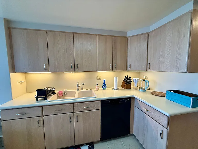 250 Kawaihae St #14A — Photo 17