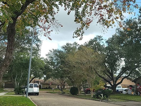 4th image of 2002 Eastfield Cir