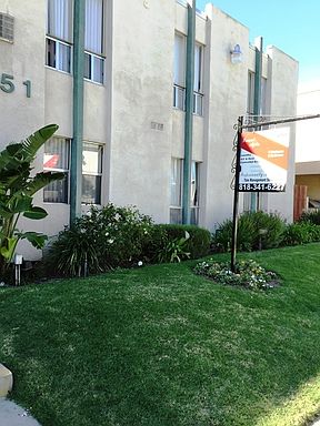 1st image of 8751 Owensmouth Ave APT 12