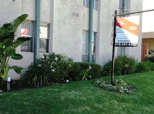 8751 Owensmouth Ave APT 12, Canoga Park, CA 91304