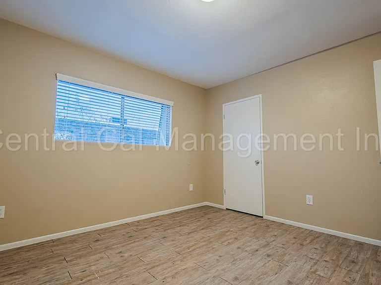 930 Day Ave. — Photo 25