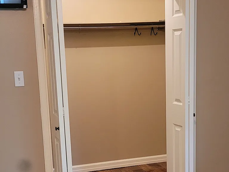711 N Stackman Dr #D — Photo 7