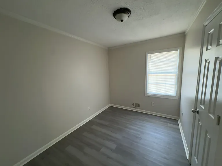 2408 Melody Ln NW — Photo 12