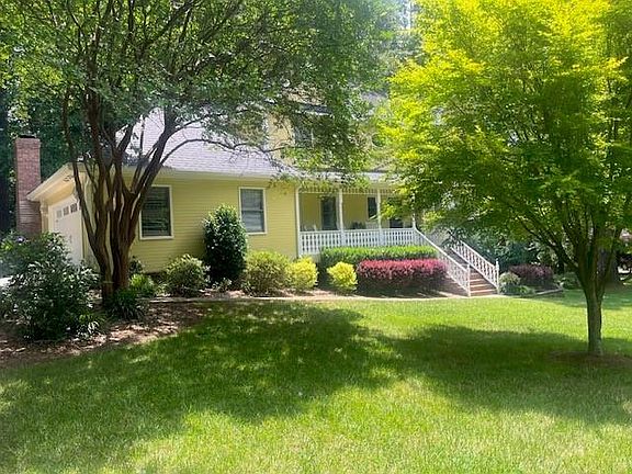 4th image of 2638 Colony Cir