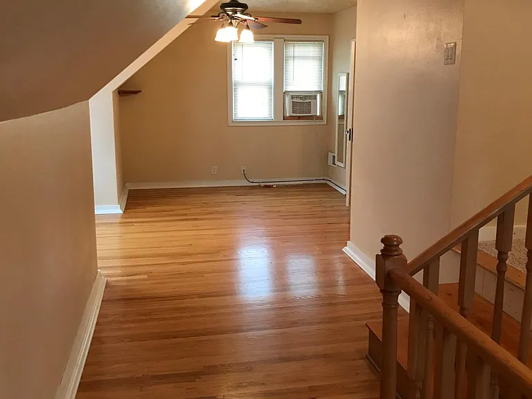 4519 Woolworth Ave — Photo 9