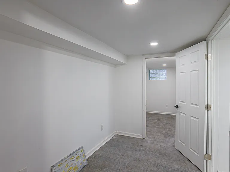 3635 Lyndale Ave — Photo 22