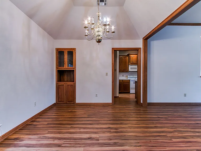 2913 Daybreak Dr — Photo 7