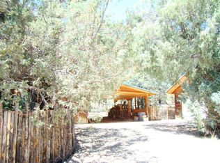 4 Lavender Ln, Ranchos De Taos, NM 87557