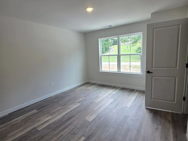 271 Vanderbilt Rd — Photo 8