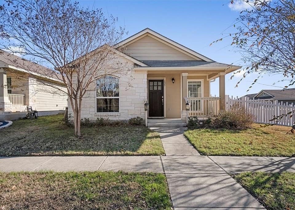 1st image of 825 Heritage Springs Trl