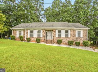670 Timbergrove Dr SW, Atlanta, GA 30331