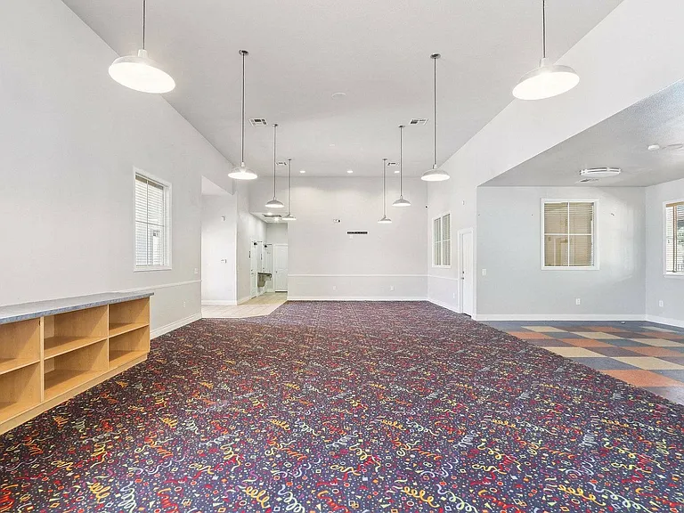 70-web-or-mls-Techni Center Dr-2908-911