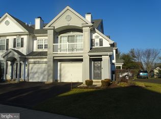 107 Red Maple Ct UNIT 412, Warminster, PA 18974