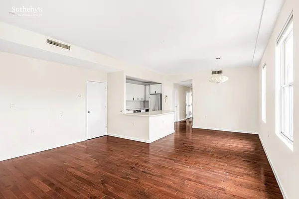 Sold by Sotheby's International Realty | media 4