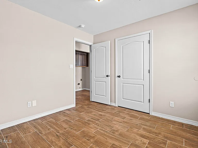 8804 Eclipse St #B — Photo 23