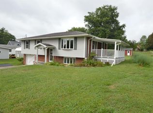 3441 Collins Ferry Rd, Morgantown, WV 26505