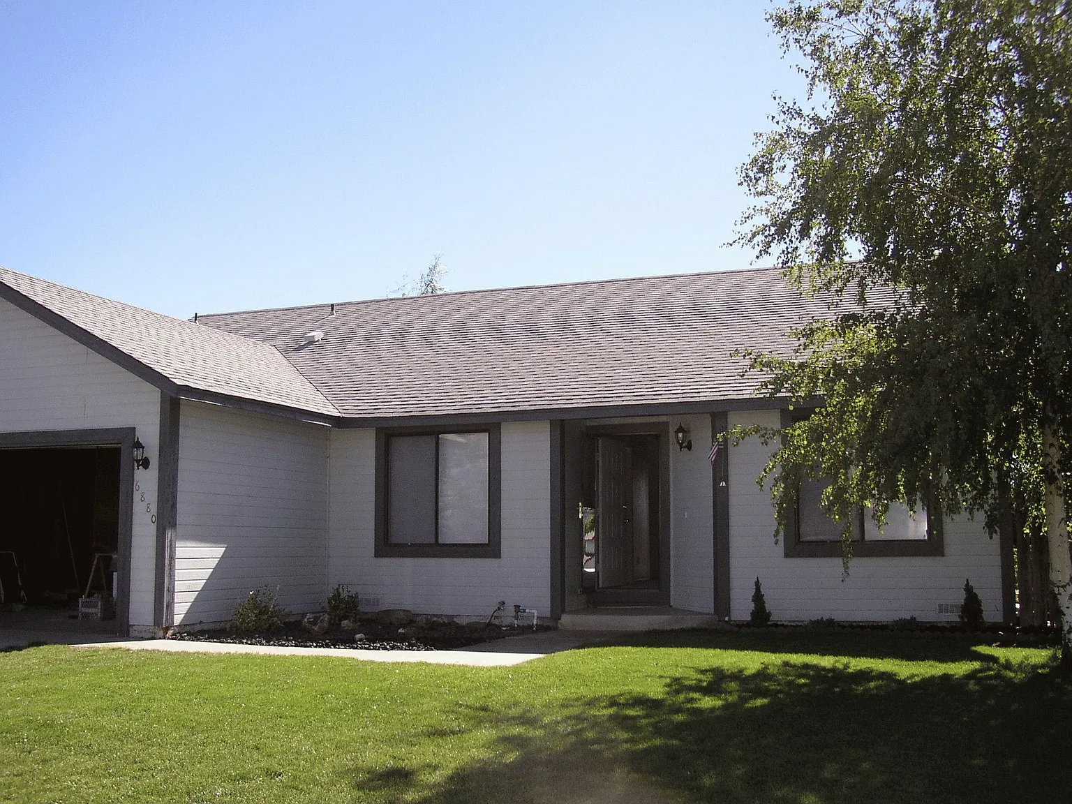 6880 Pah Rah Dr photo 1