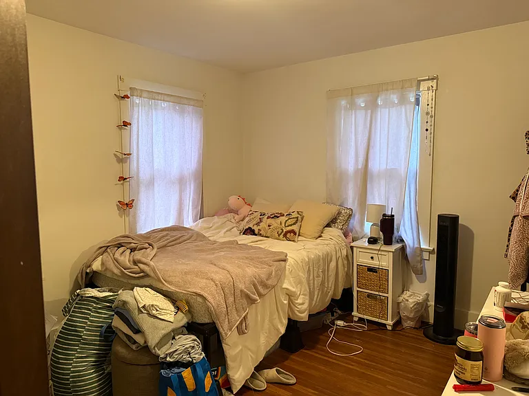 197 Rossiter Rd — Photo 8