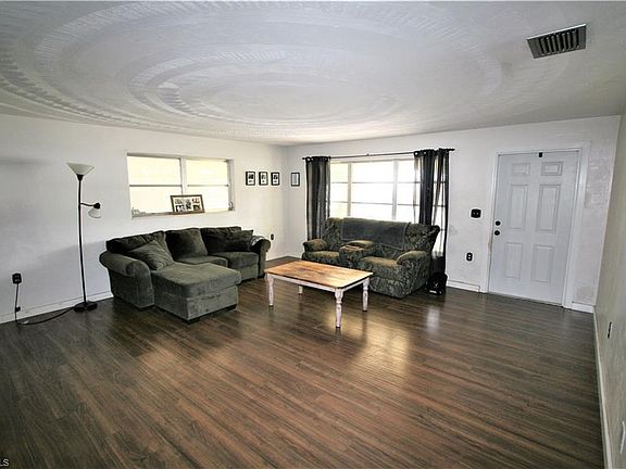 4th image of 173 Oakley Ave