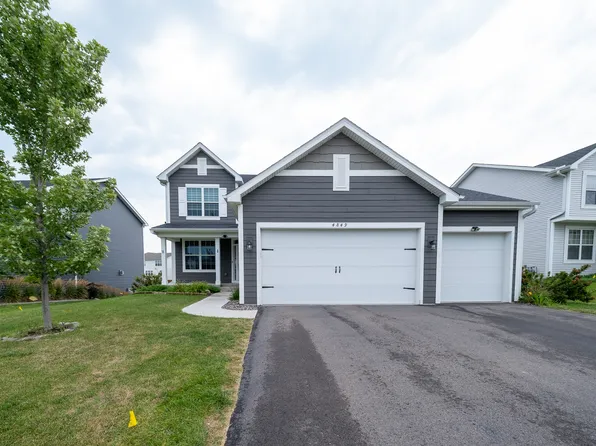 4849 Stable View Dr, Woodbury, MN 55129