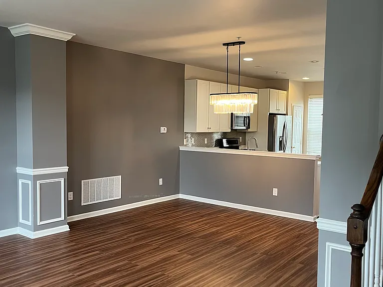 1134 Clemson St — Photo 10