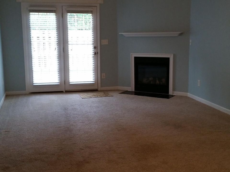 Living room 1