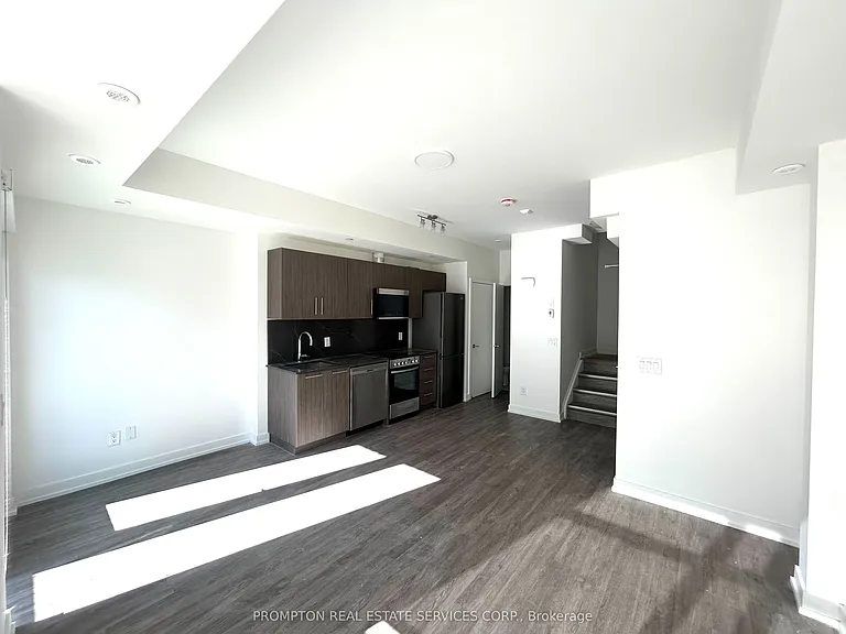 871 Sheppard Ave W #41 — Photo 3