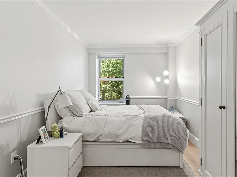 145 Pinckney St #323 — Photo 9