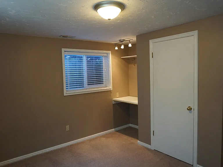 3857 W Jacquelyn St — Photo 23