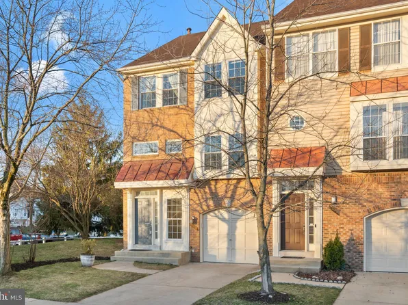 11101 Luxberry Ct, Manassas, VA 20109