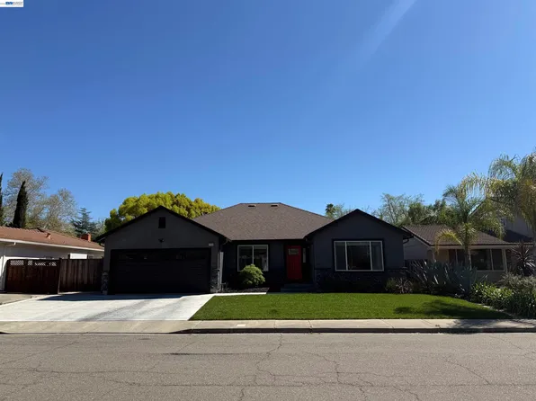 5514 Paseo Navarro, Pleasanton, CA 94566