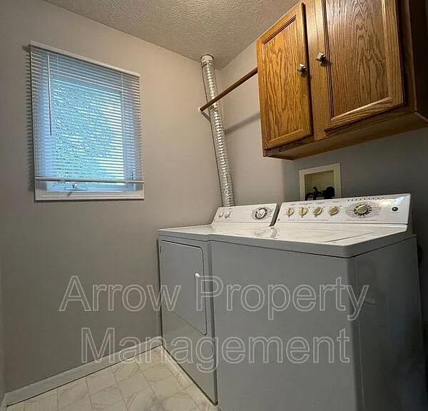 535 S Oak St #3 — Photo 13