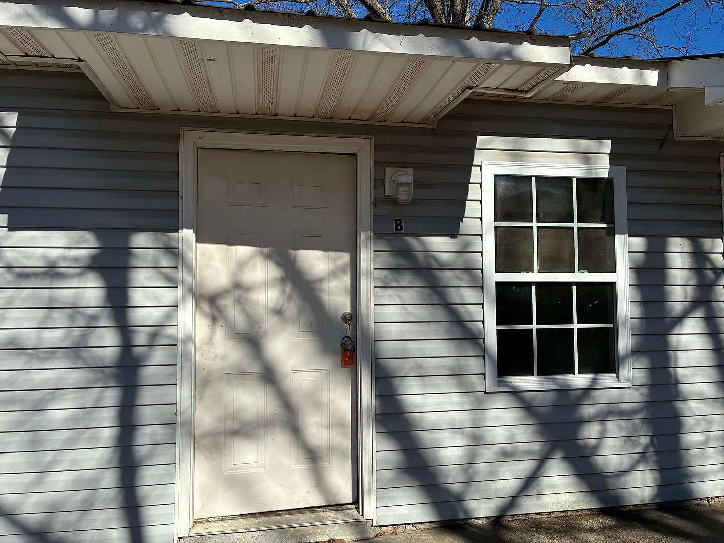 1415 Memorial Park Road — Photo 1