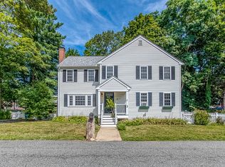 3 Oakhill Ave, Foxboro, MA 02035
