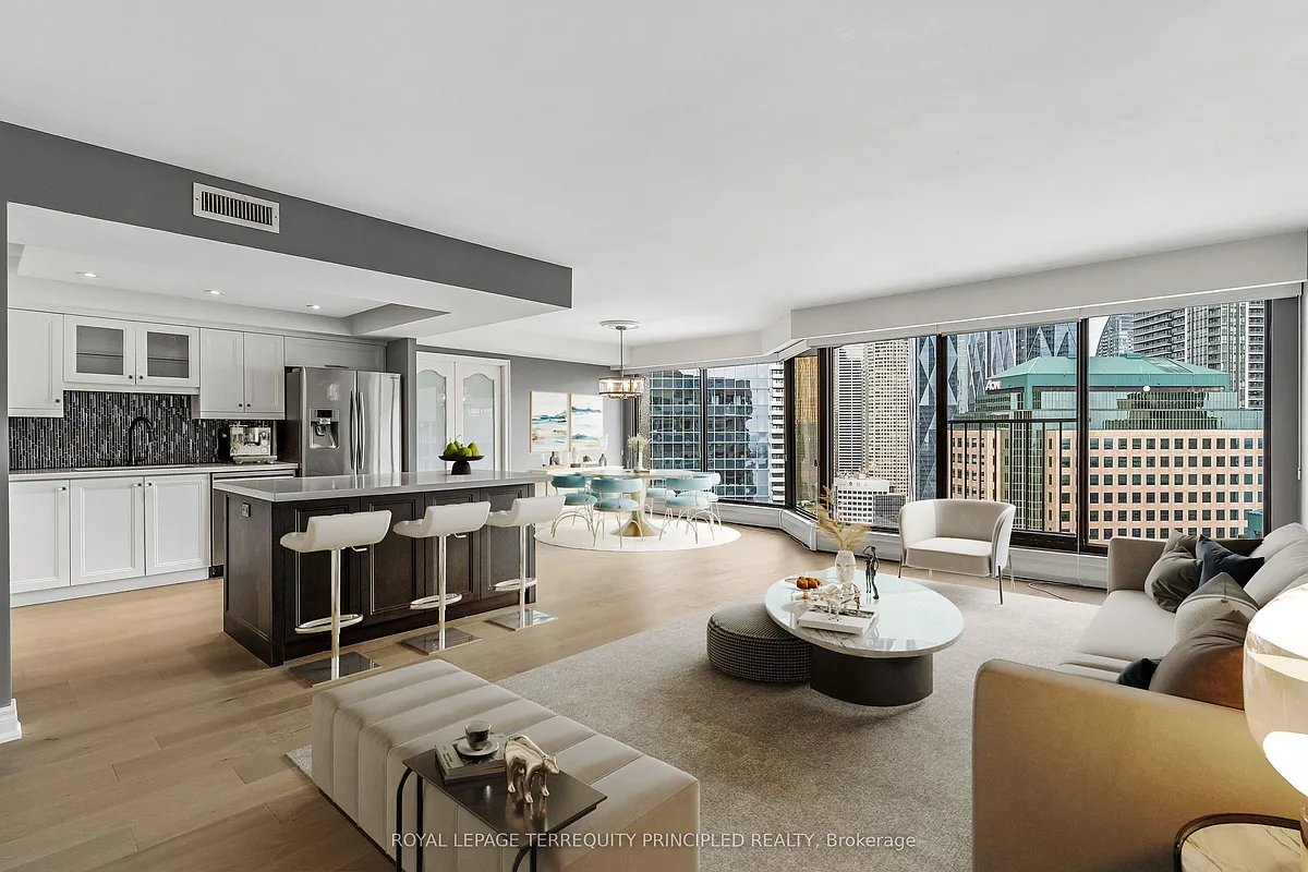 Building Photo - 55 Harbour Sq #3413