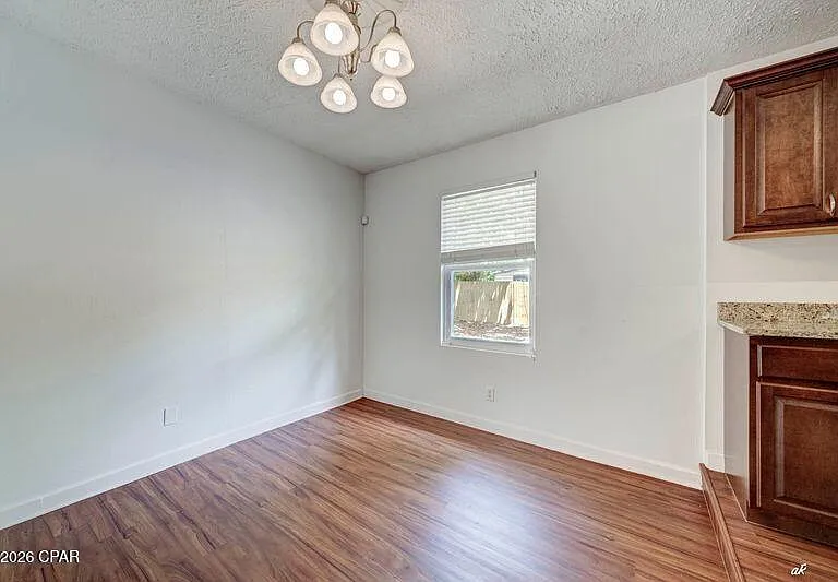 108 N Marie Dr — Photo 12