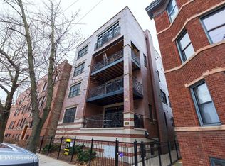 2446 N Racine Ave APT 3R, Chicago, IL 60614