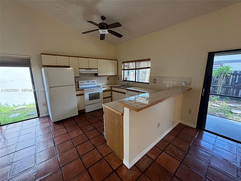 21738 SW 99th Ct — Photo 7