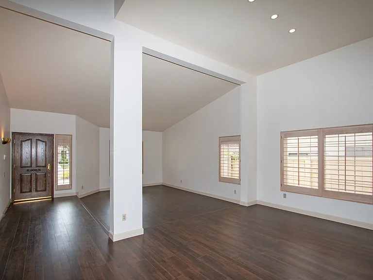 3740 Overpark Rd — Photo 5