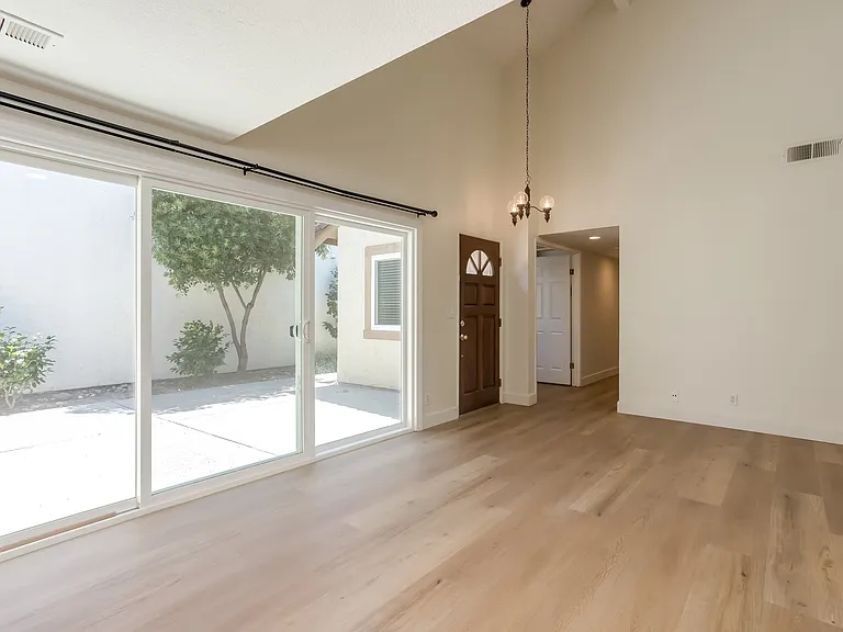 5137 Ishimatsu Pl — Photo 2