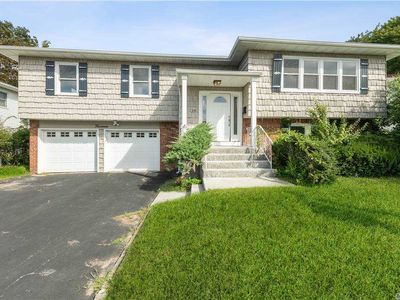 14 Broadfield Pl, Glen Cove, NY, 11542