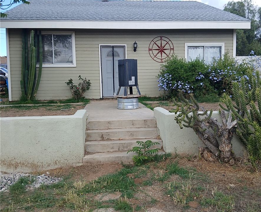 1st image of 4926 Hedrick Ave