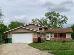 3203 Oak Ct, Hazel Crest, IL 60429