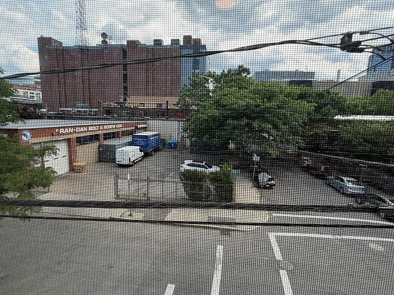 166 5th St #3 — Photo 24