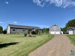 2195 Hay Lake Rd, Cloquet, MN 55718