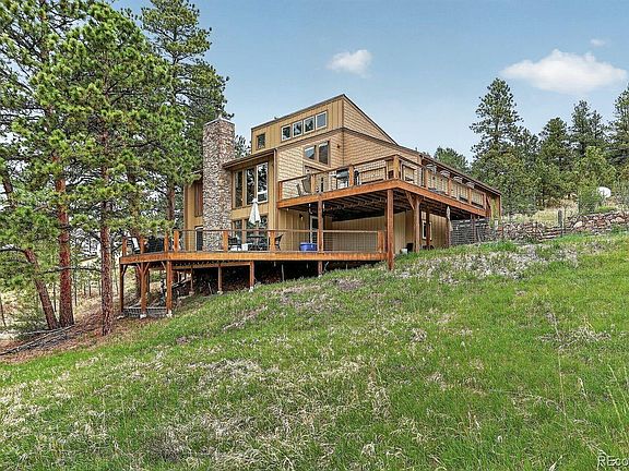 4th image of 9053 Gray Fox Drive