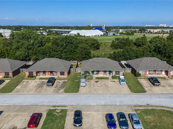 1725 Rock Hollow Loop, Bryan, TX 77807
